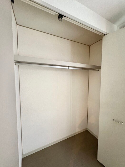 物件内観写真13　(収納)