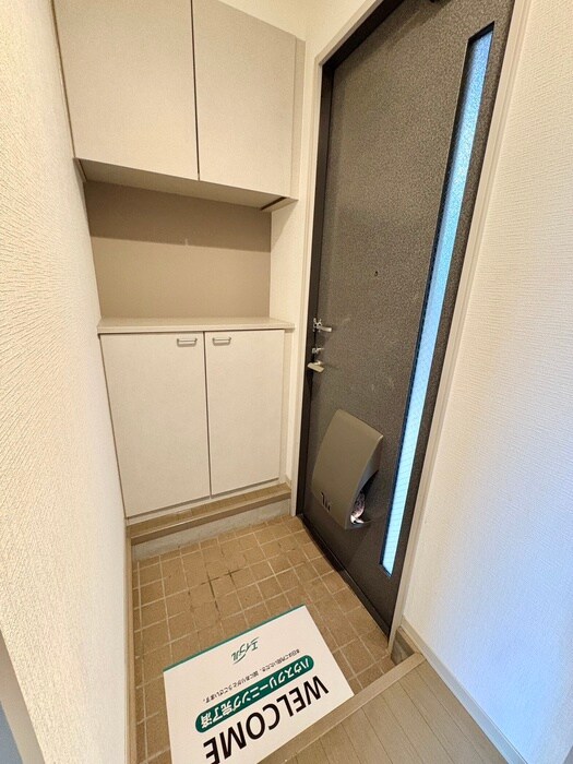 物件内観写真14　(玄関)