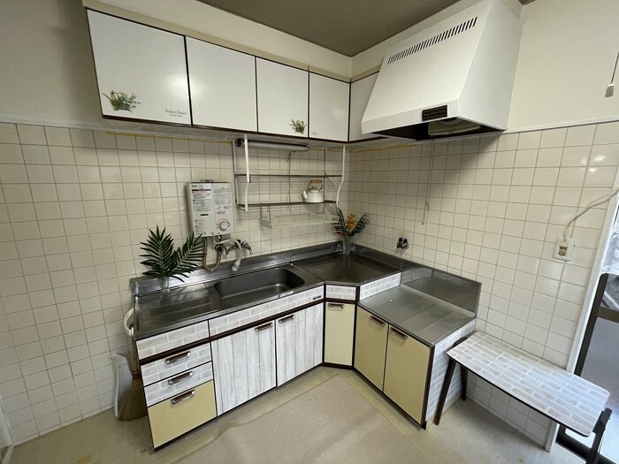 物件内観写真3　(キッチン)