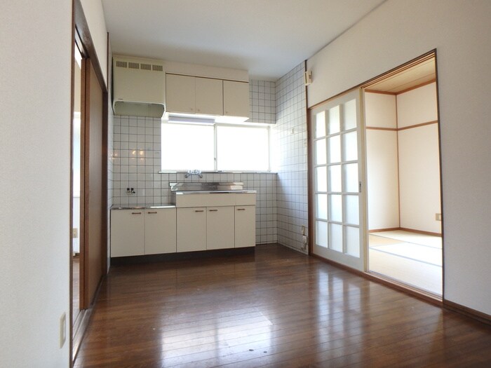 物件内観写真4　(居室)