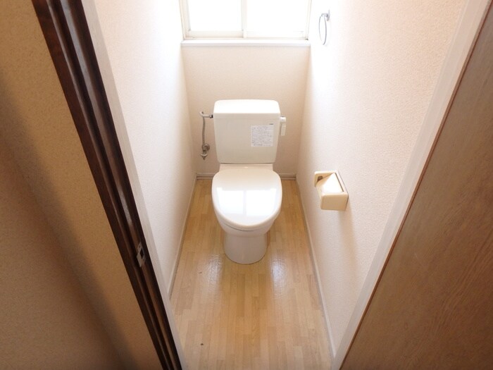 物件内観写真7　(トイレ)