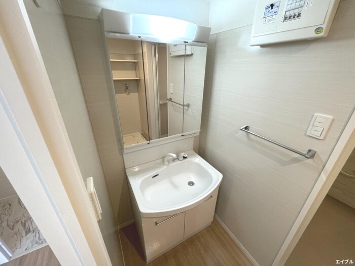 物件内観写真15　(洗面)