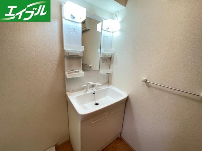 物件内観写真12　(洗面)