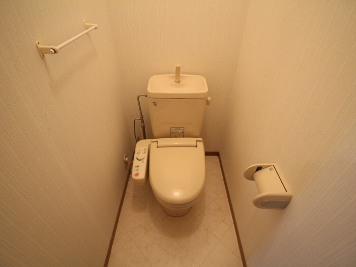 物件内観写真16　(トイレ)