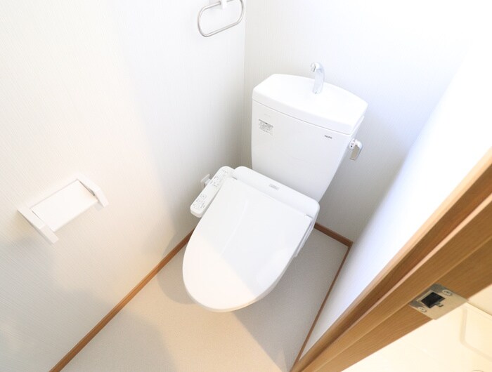 物件内観写真14　(トイレ)