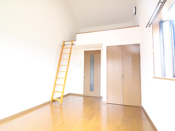 物件内観写真8　(居室)