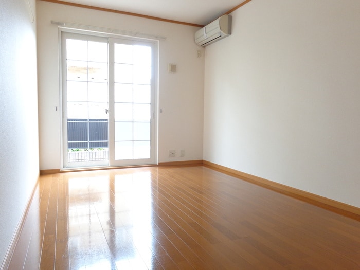 物件内観写真5　(居室)