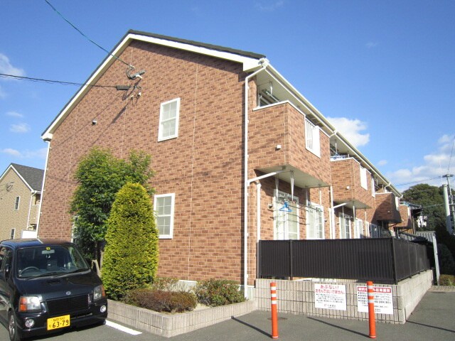 物件外観写真3　(駐車場)