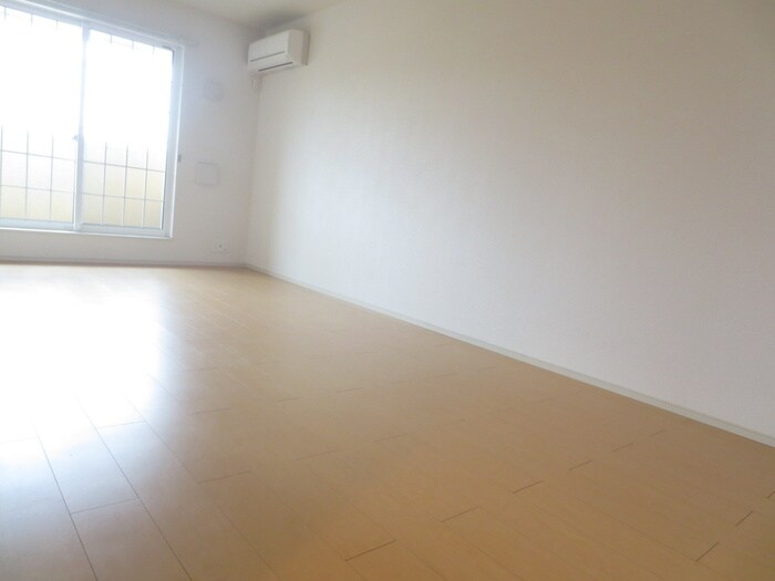 物件内観写真5　(居室)