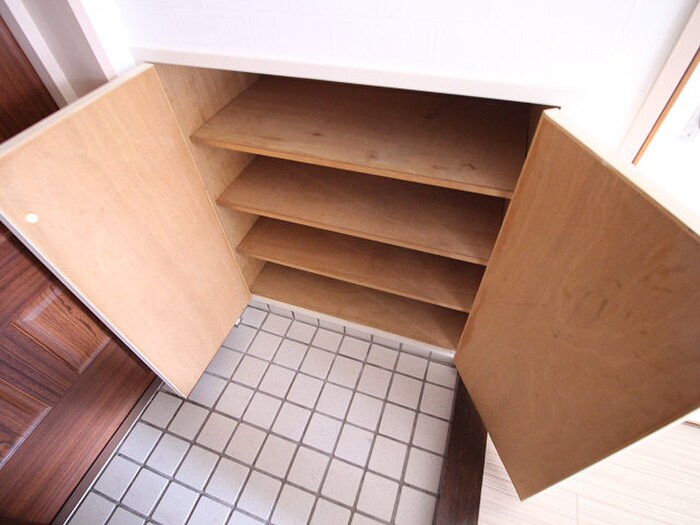 ベスト興産ビルの靴箱