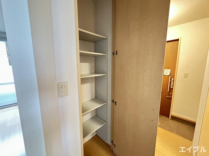 物件内観写真15　(靴箱)
