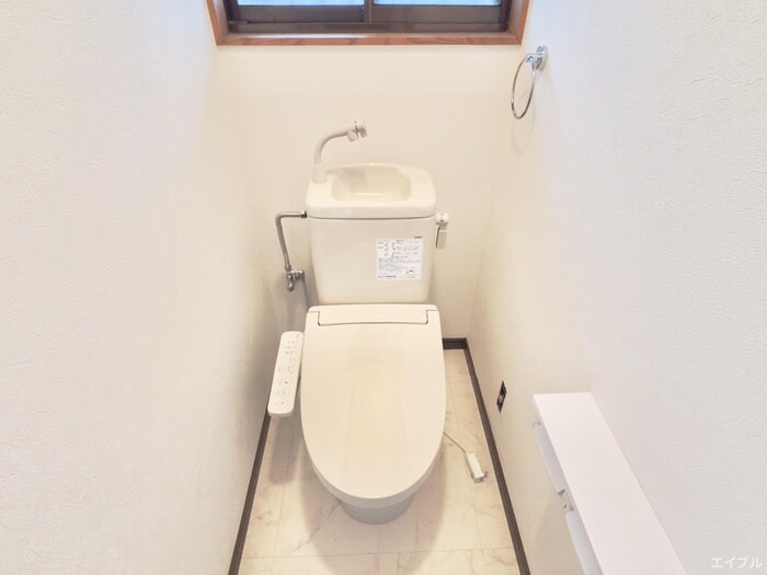 物件内観写真7　(トイレ)