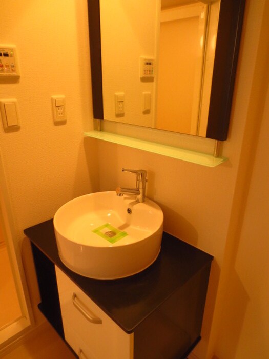 物件内観写真11　(洗面)