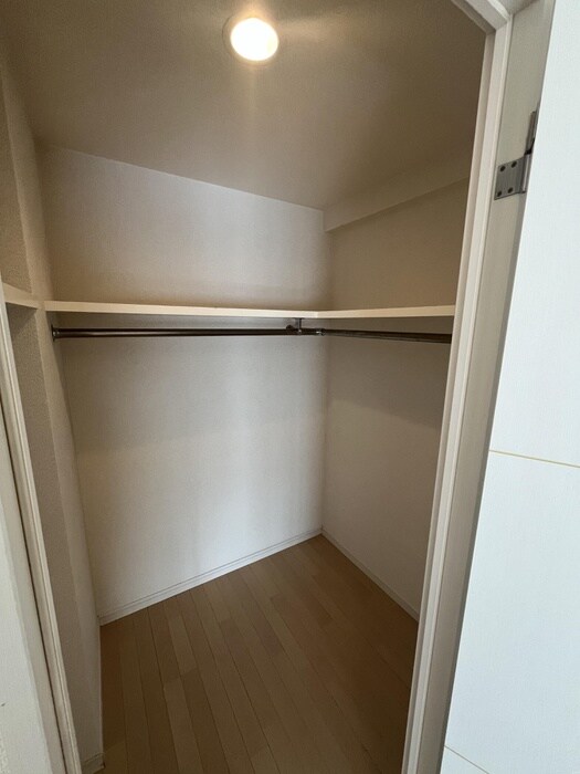 物件内観写真15　(収納)