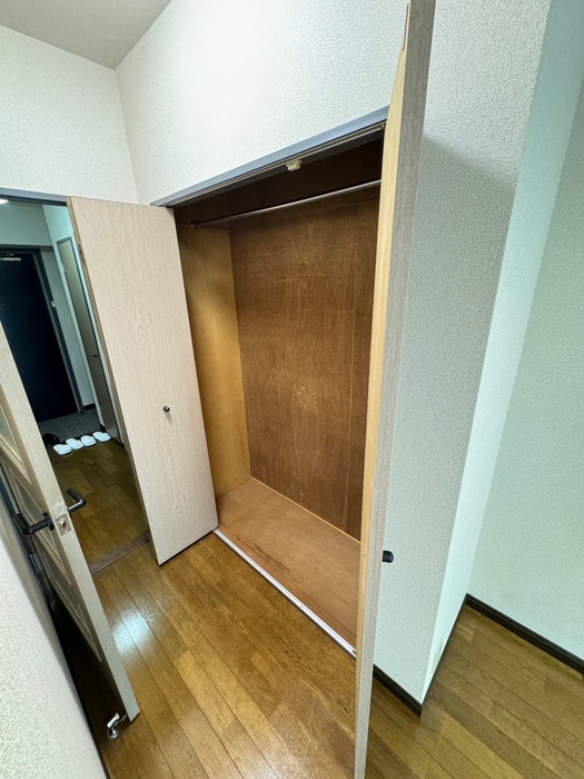 物件内観写真12　(収納)