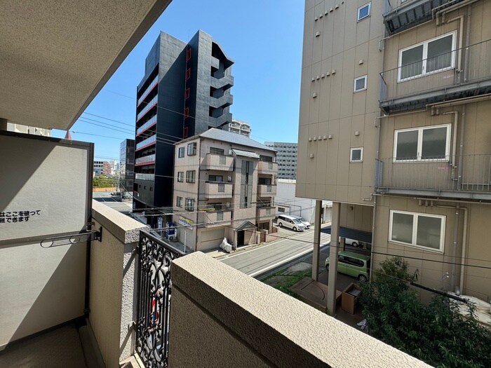 物件内観写真14　(室内からの展望)