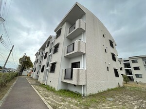 REZIA苅田　C棟外観写真