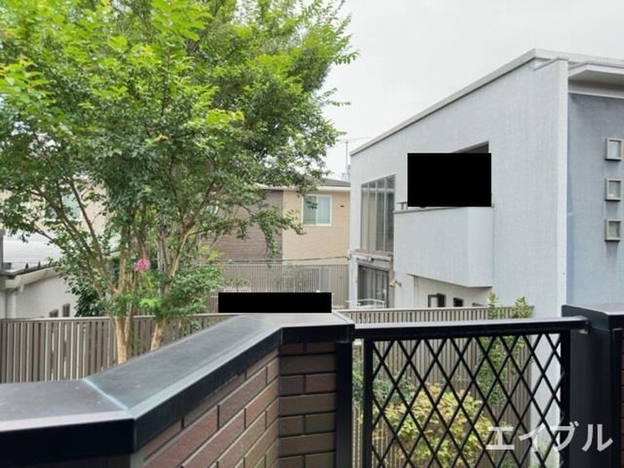 物件内観写真15　(室内からの展望)