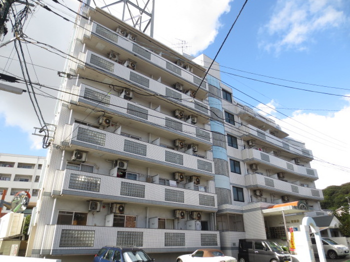 リュミエ－ル空港前