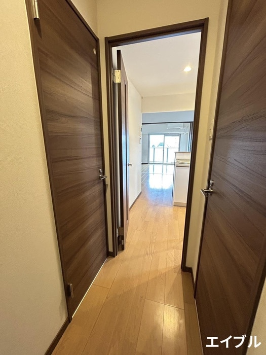 物件内観写真21　(玄関)