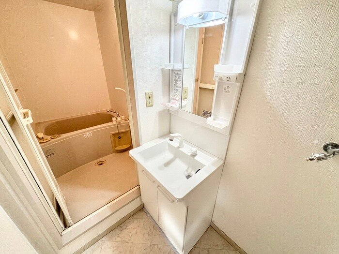 物件内観写真9　(洗面)