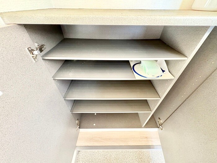 物件内観写真13　(靴箱)