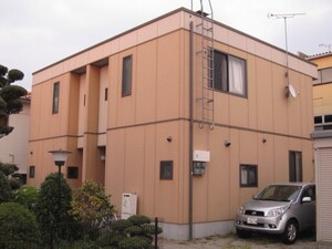 ピ－スリ－外観写真