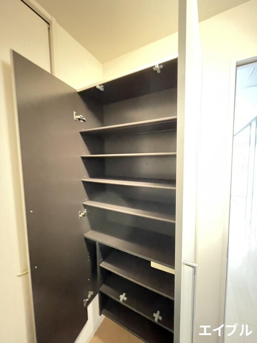 物件内観写真18　(靴箱)