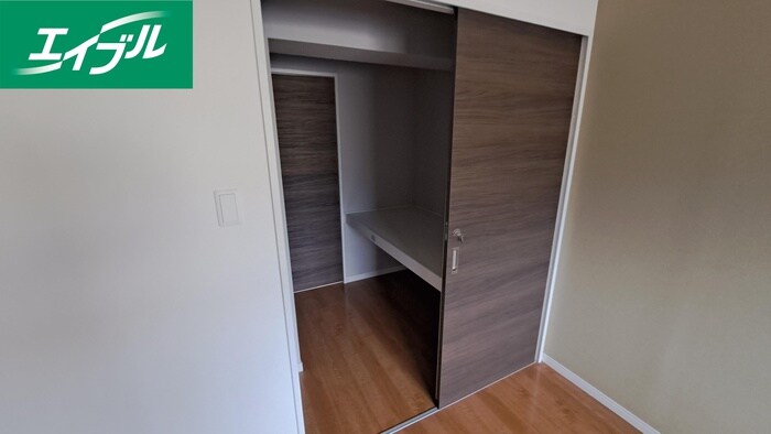 物件内観写真14　(収納)