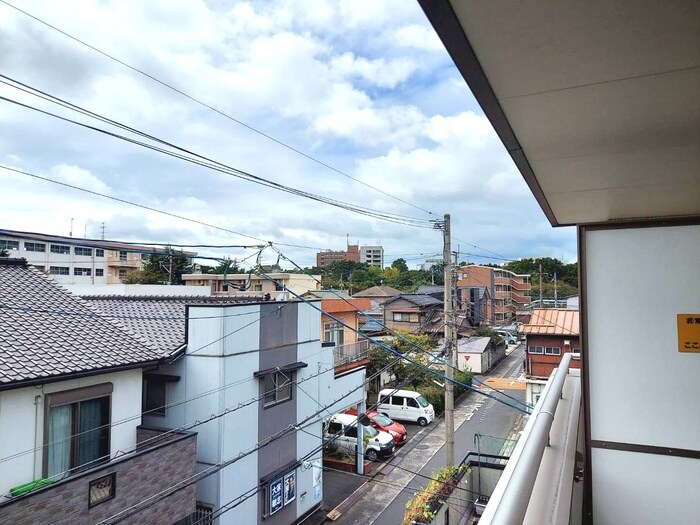 物件内観写真22　(室内からの展望)