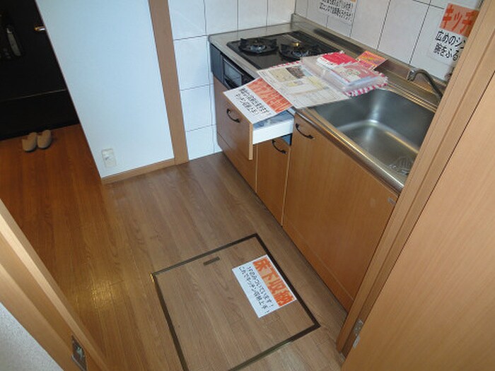 物件内観写真4　(キッチン)