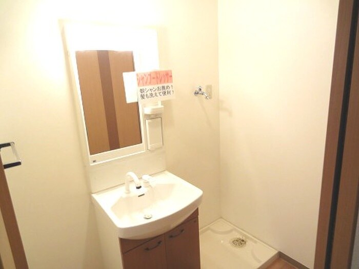 物件内観写真6　(洗面)