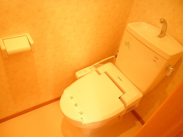 物件内観写真10　(トイレ)