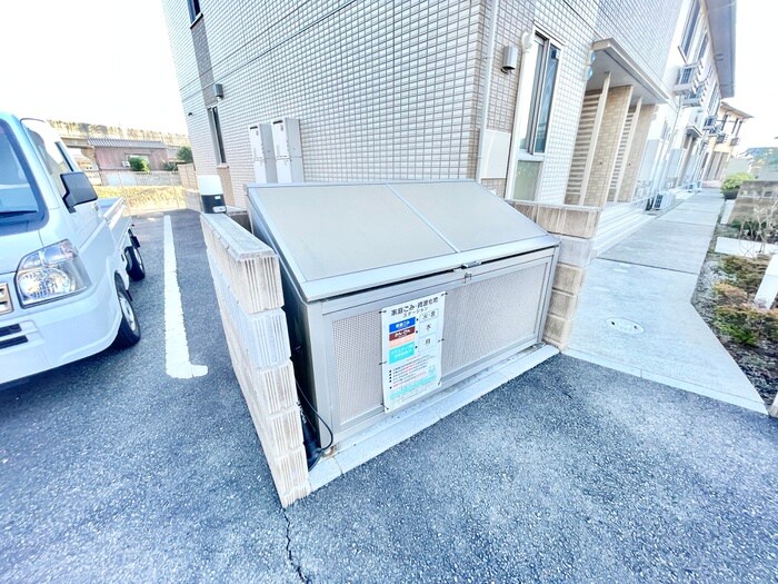 物件外観写真4　(建物設備)