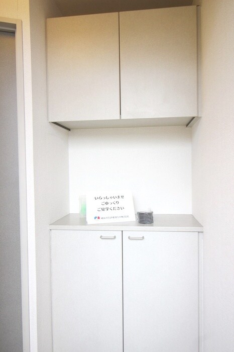 物件内観写真15　(靴箱)