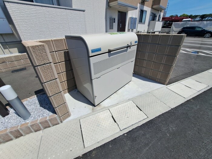 物件外観写真4　(外観写真)