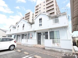 アルカディアＢ棟外観写真