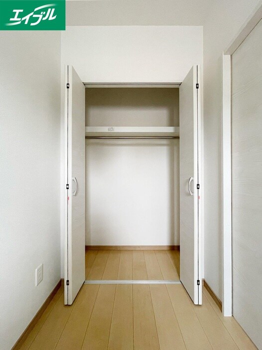 物件内観写真14　(収納)