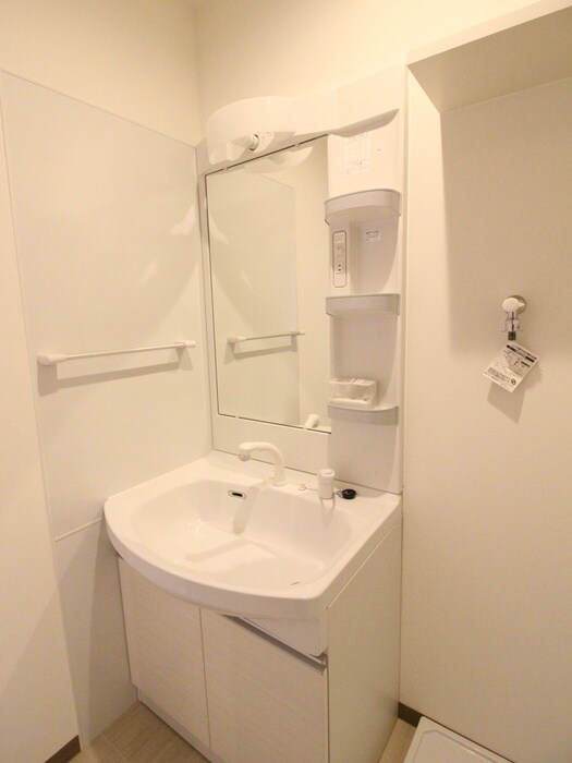 物件内観写真11　(洗面)