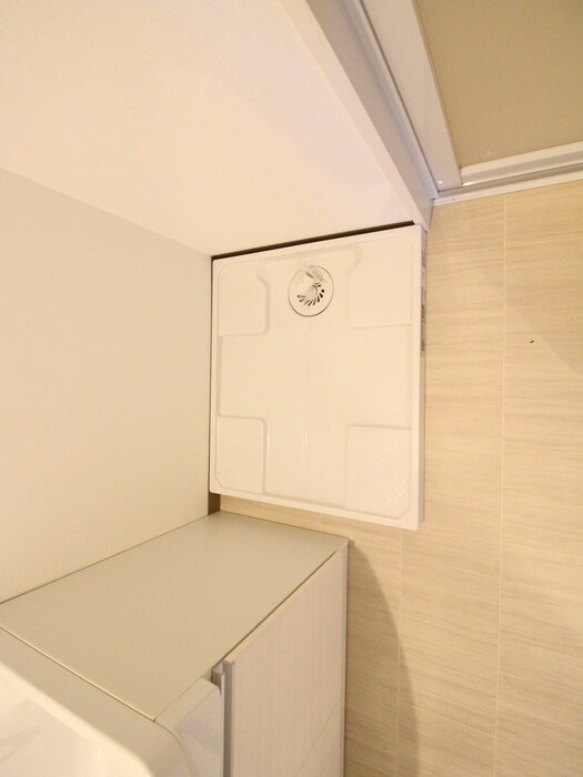 物件内観写真12　(洗濯機置場)