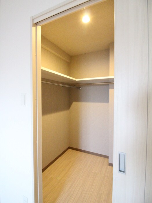 物件内観写真15　(収納)