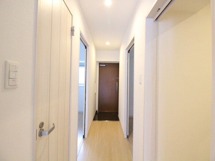 物件内観写真19　(廊下)