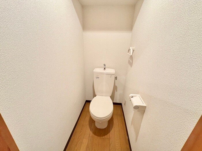 物件内観写真12　(トイレ)