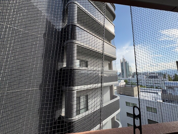 物件内観写真16　(室内からの展望)