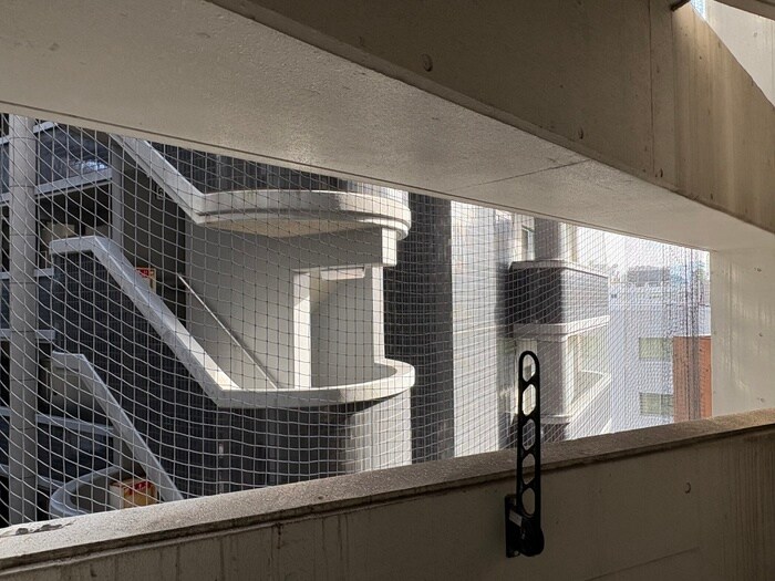 物件内観写真16　(室内からの展望)