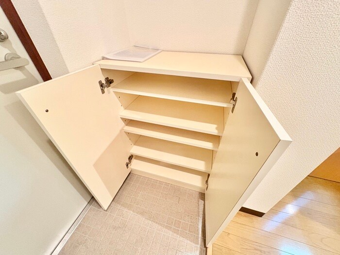 物件内観写真17　(靴箱)