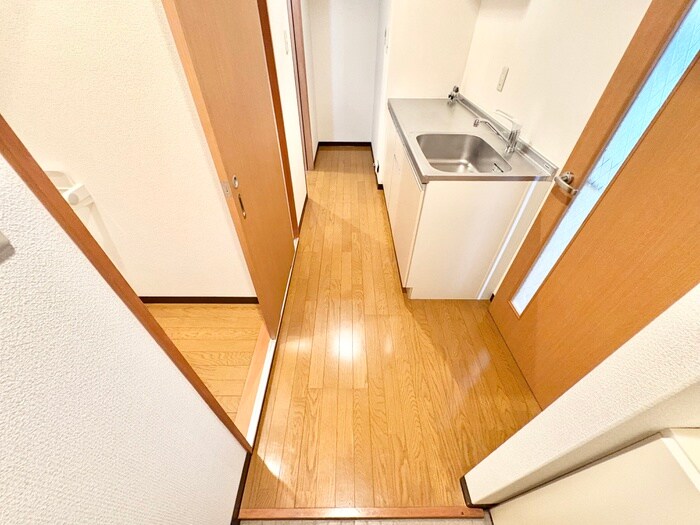 物件内観写真20　(廊下)