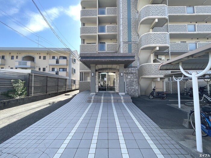 朱雀大路21のエントランス部分