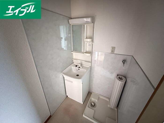 物件内観写真12　(洗面)