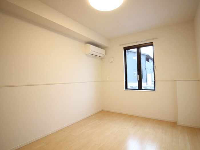 物件内観写真8　(内観写真)